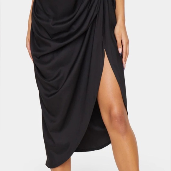 PrettyLittleThing Dresses & Skirts - Pretty Little Things Black Side Ruched Midi Skirt US 22/ UK 26 New